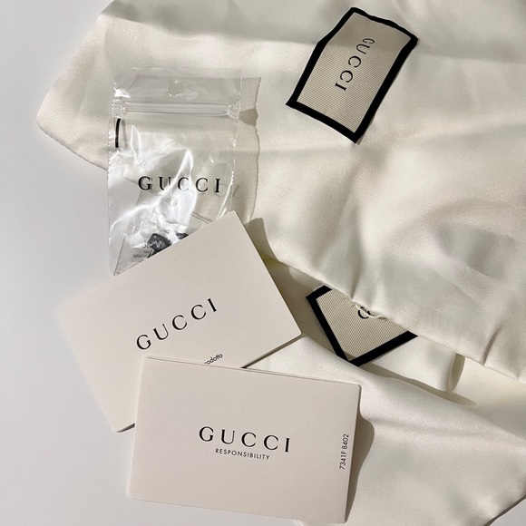 NEW, Authentic Gucci Slingback Kitten-Heel Sandals in Black and Gold - Picture 10 of 13